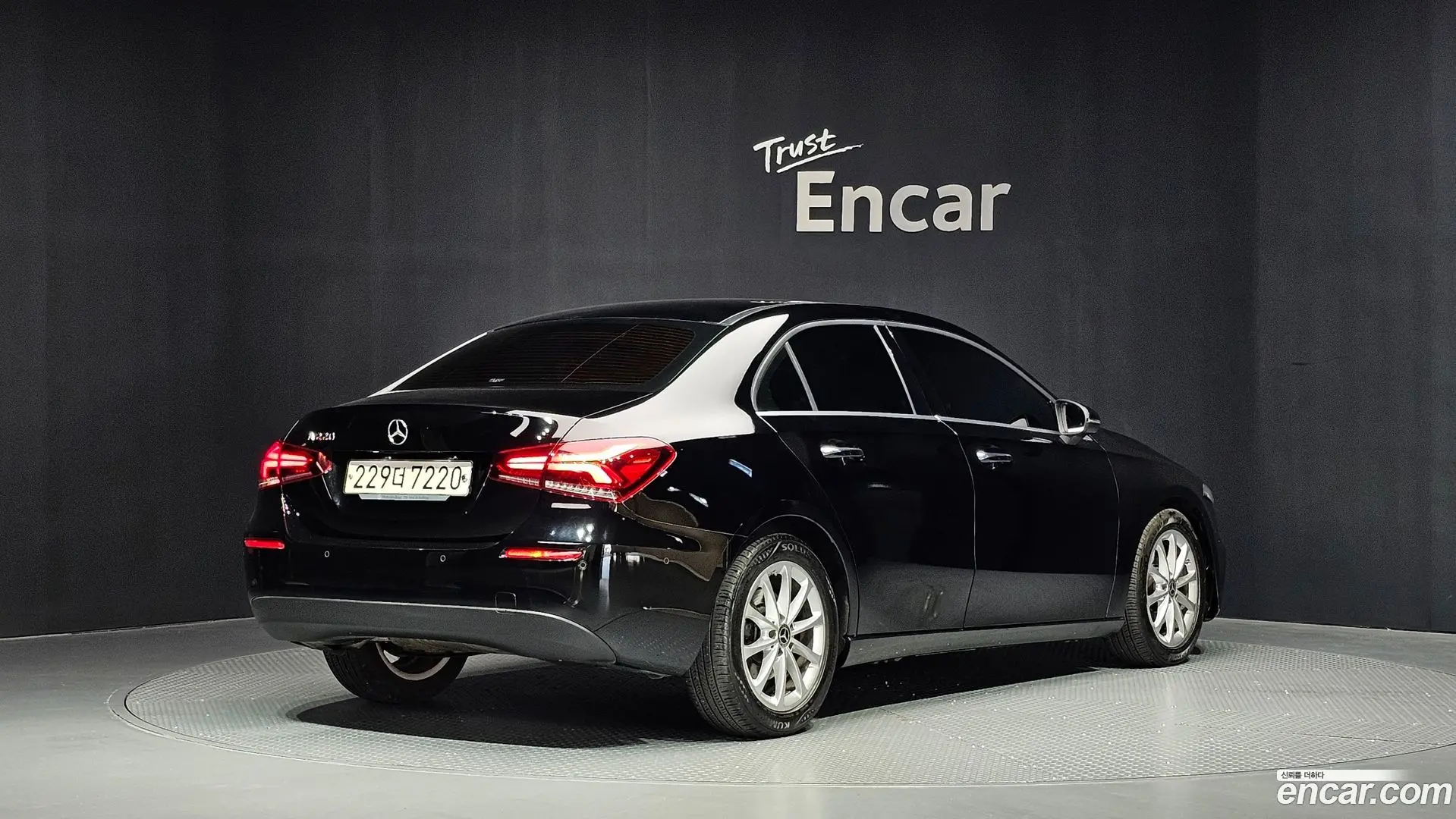 Main__Slider__Photo:A-Class Mercedes-Benz 2020.9-1