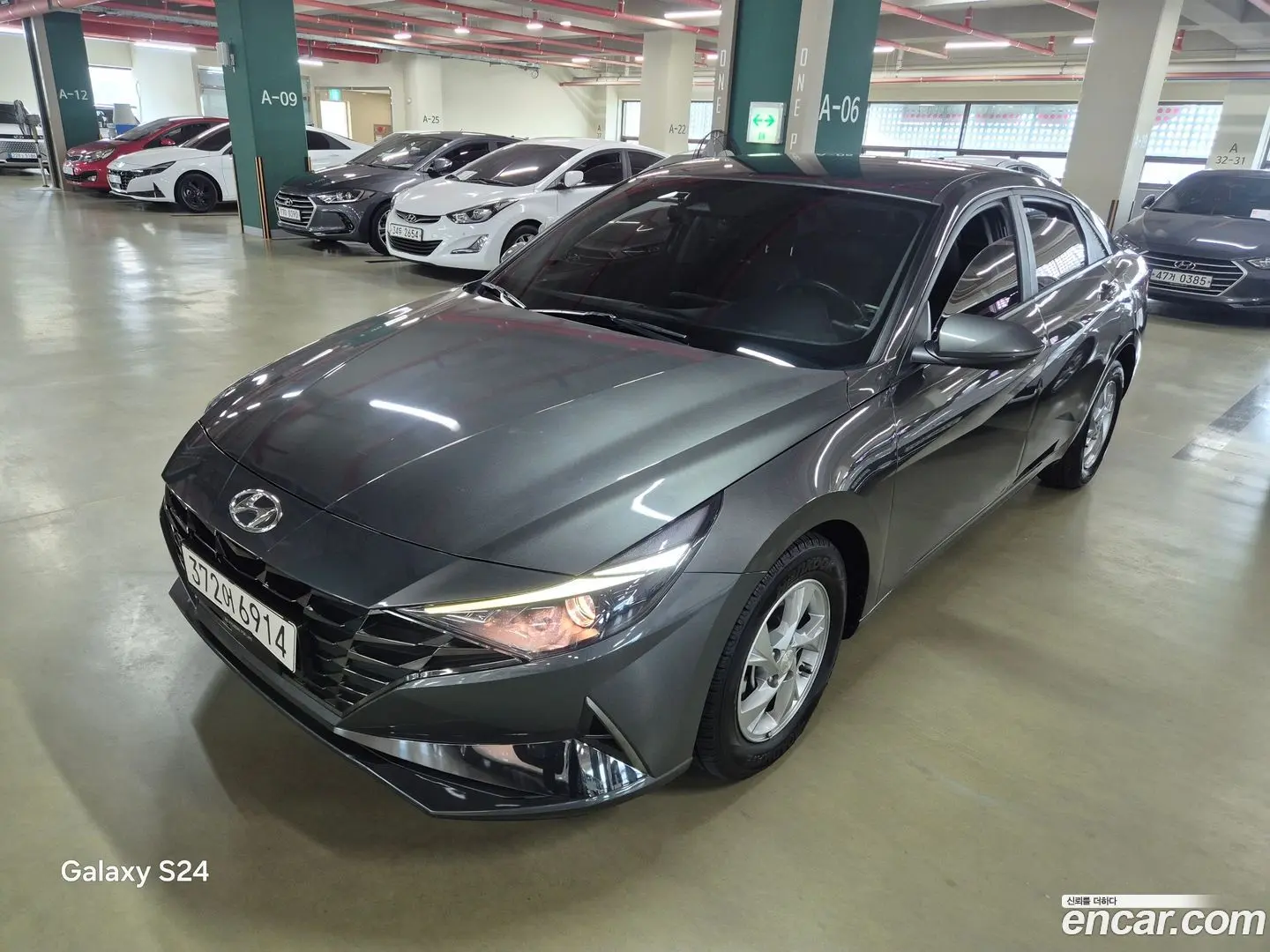 Main__Slider__Photo:AVANTE Hyundai 2022.0-1