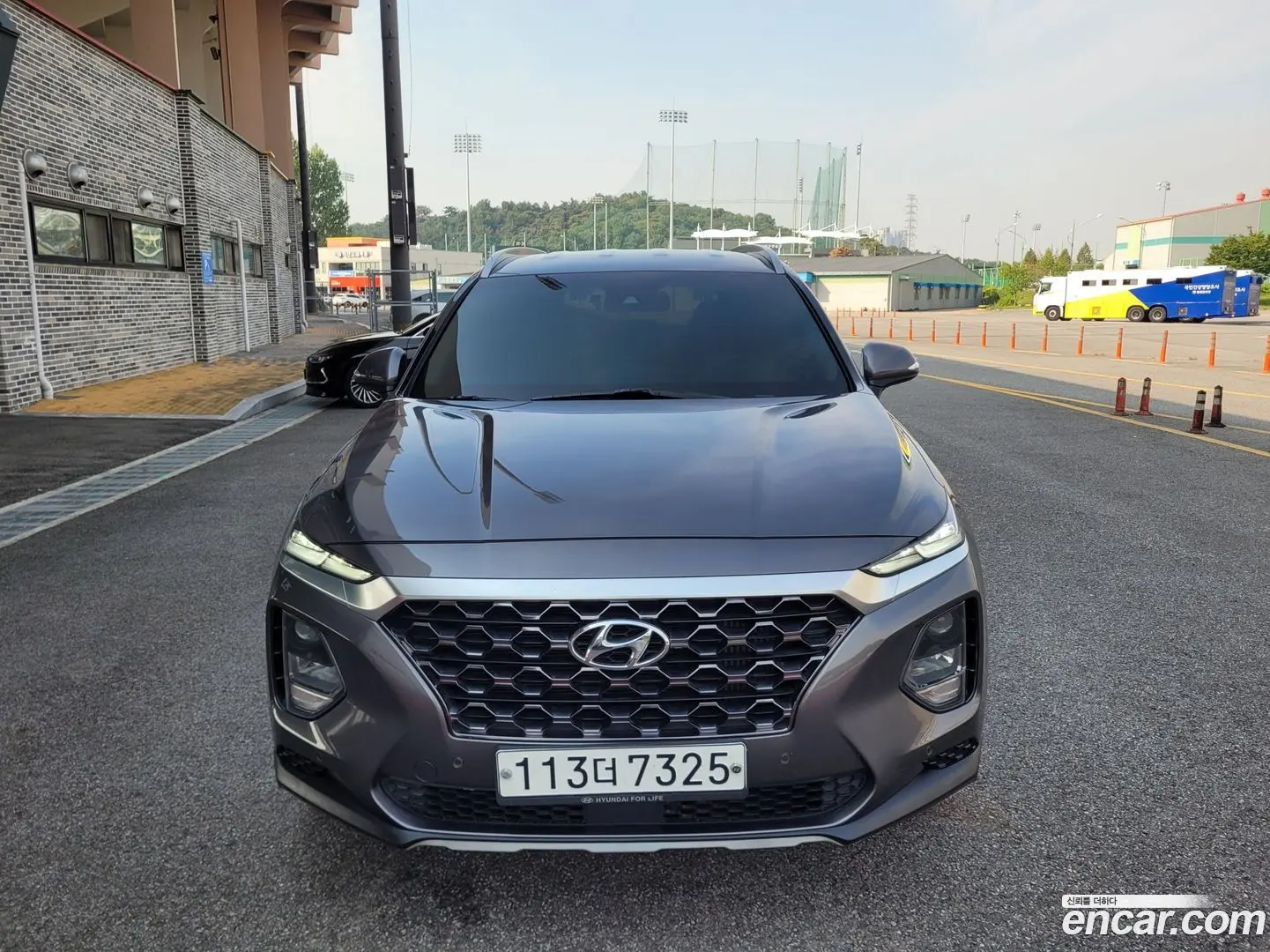 Main__Slider__Photo:Santafe Hyundai 2019.10-1