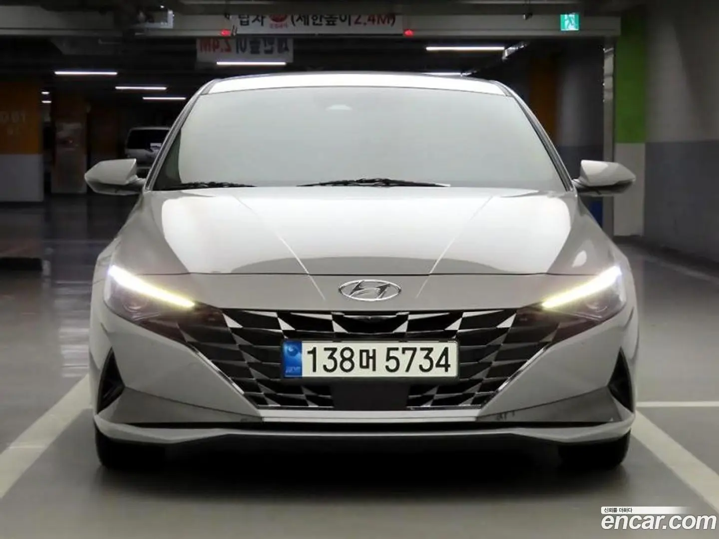 Main__Slider__Photo:AVANTE Hyundai 2022.10-1