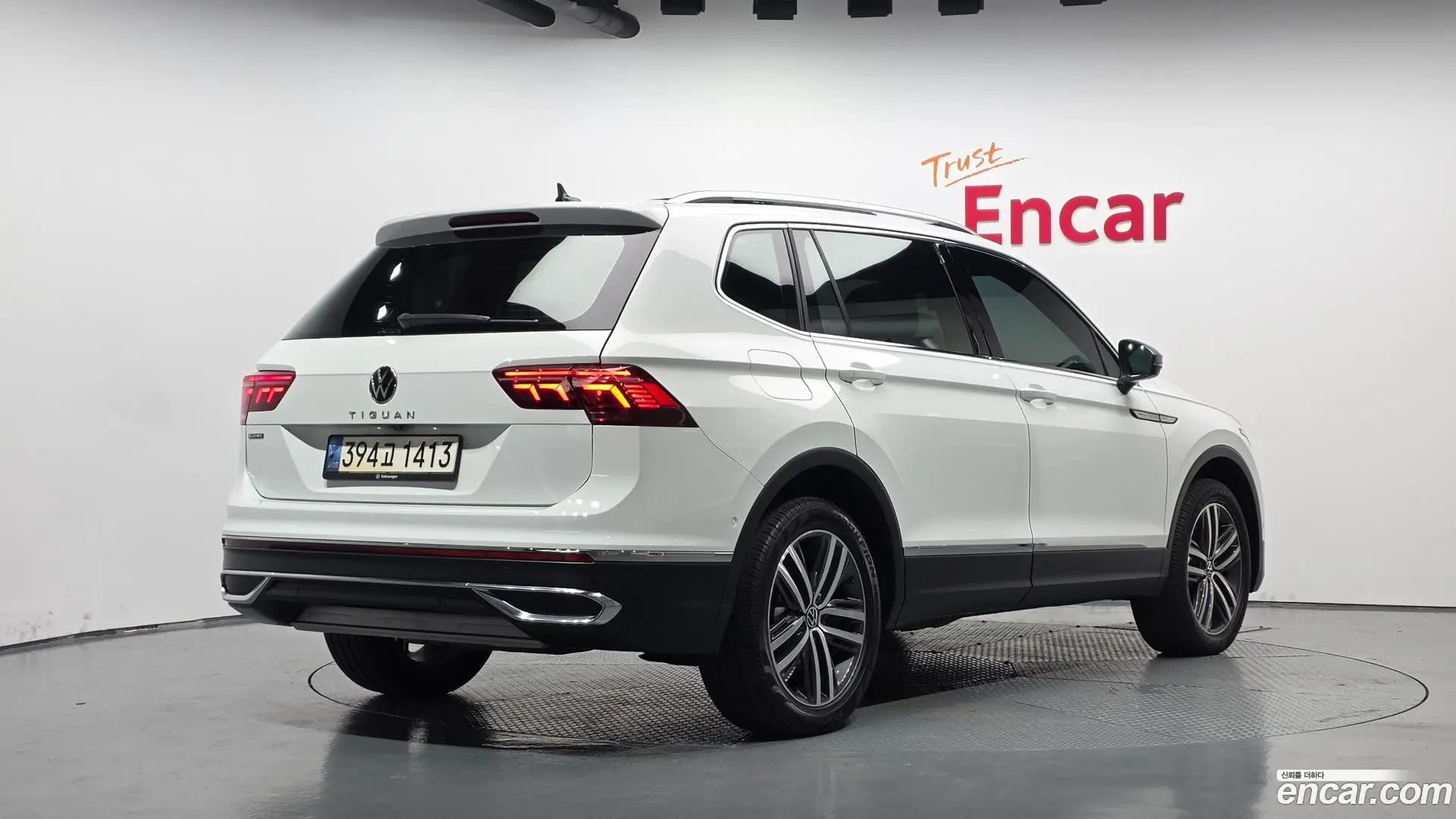 Main__Slider__Photo:Tiguan Volkswagen 2022.10-1