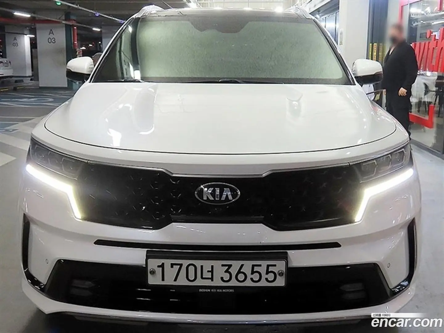Main__Slider__Photo:Sorento Kia 2020.3-1