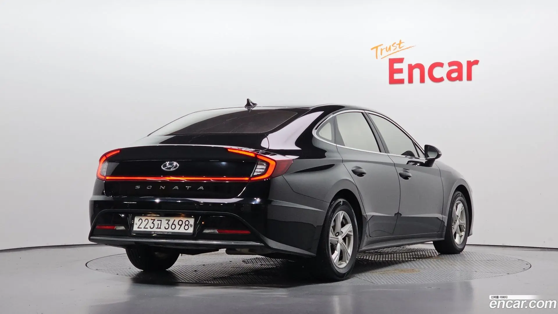 Main__Slider__Photo:Sonata Hyundai 2019.8-1