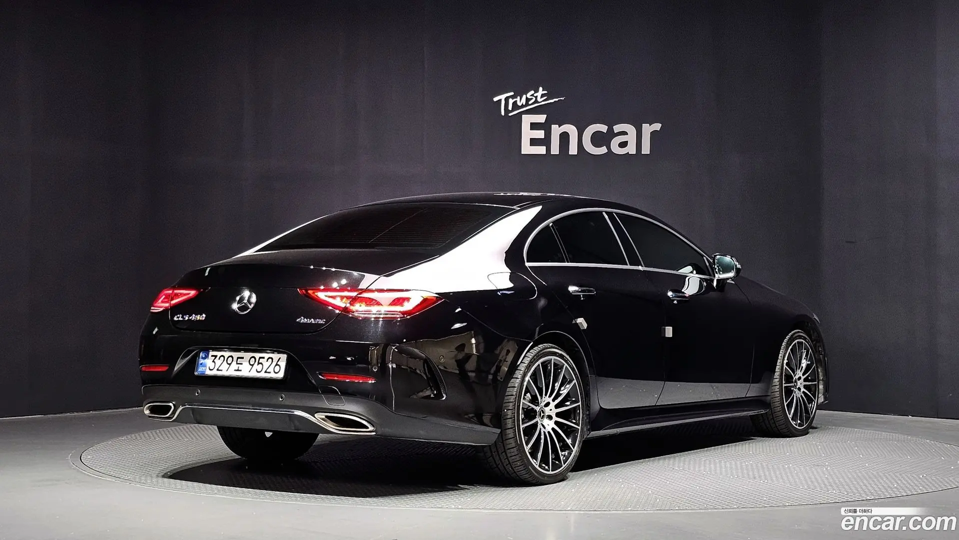 Main__Slider__Photo:CLS-Class Mercedes-Benz 2019.10-1