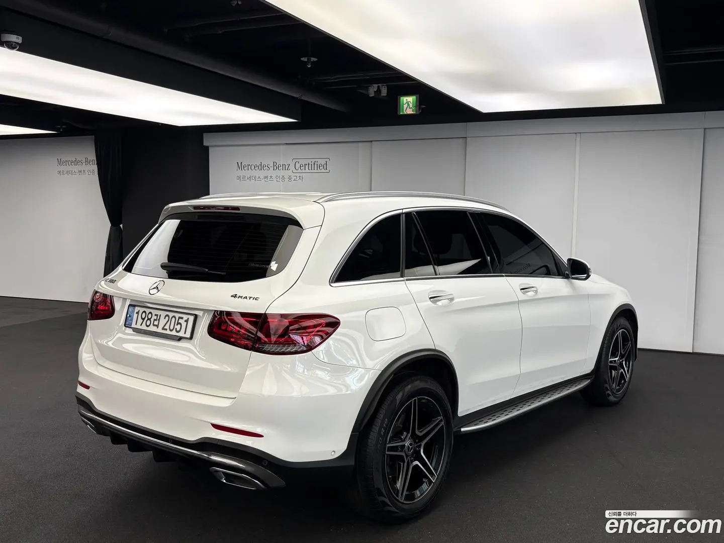 Main__Slider__Photo:GLC-Class Mercedes-Benz 2022.8-1