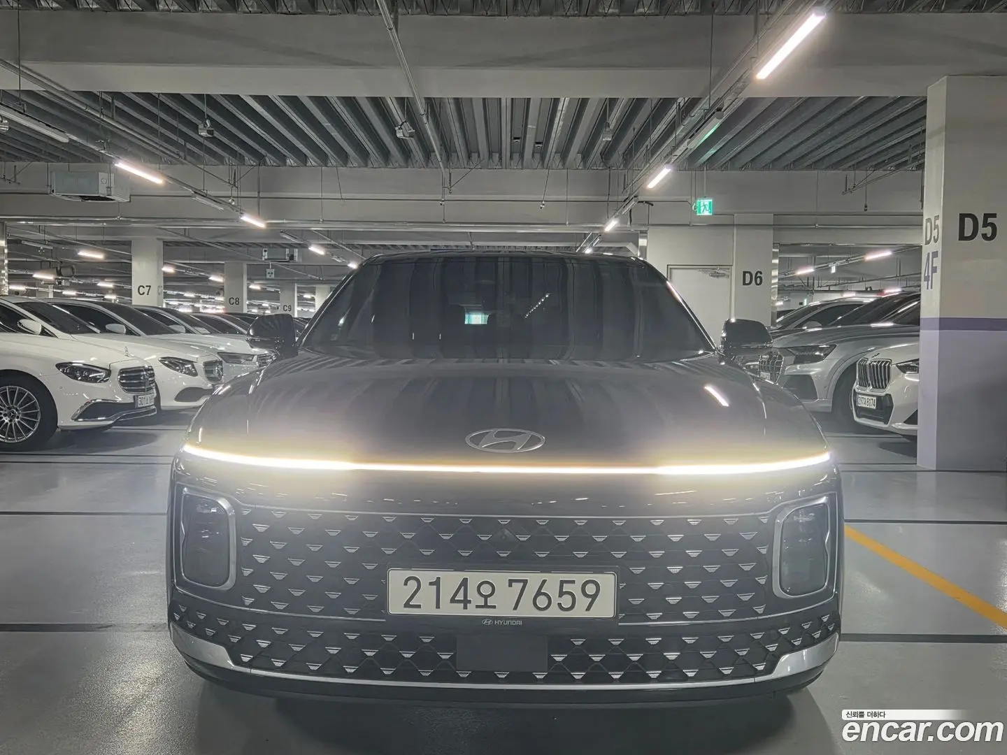 Main__Slider__Photo:Grandeur Hyundai 2023.7-1