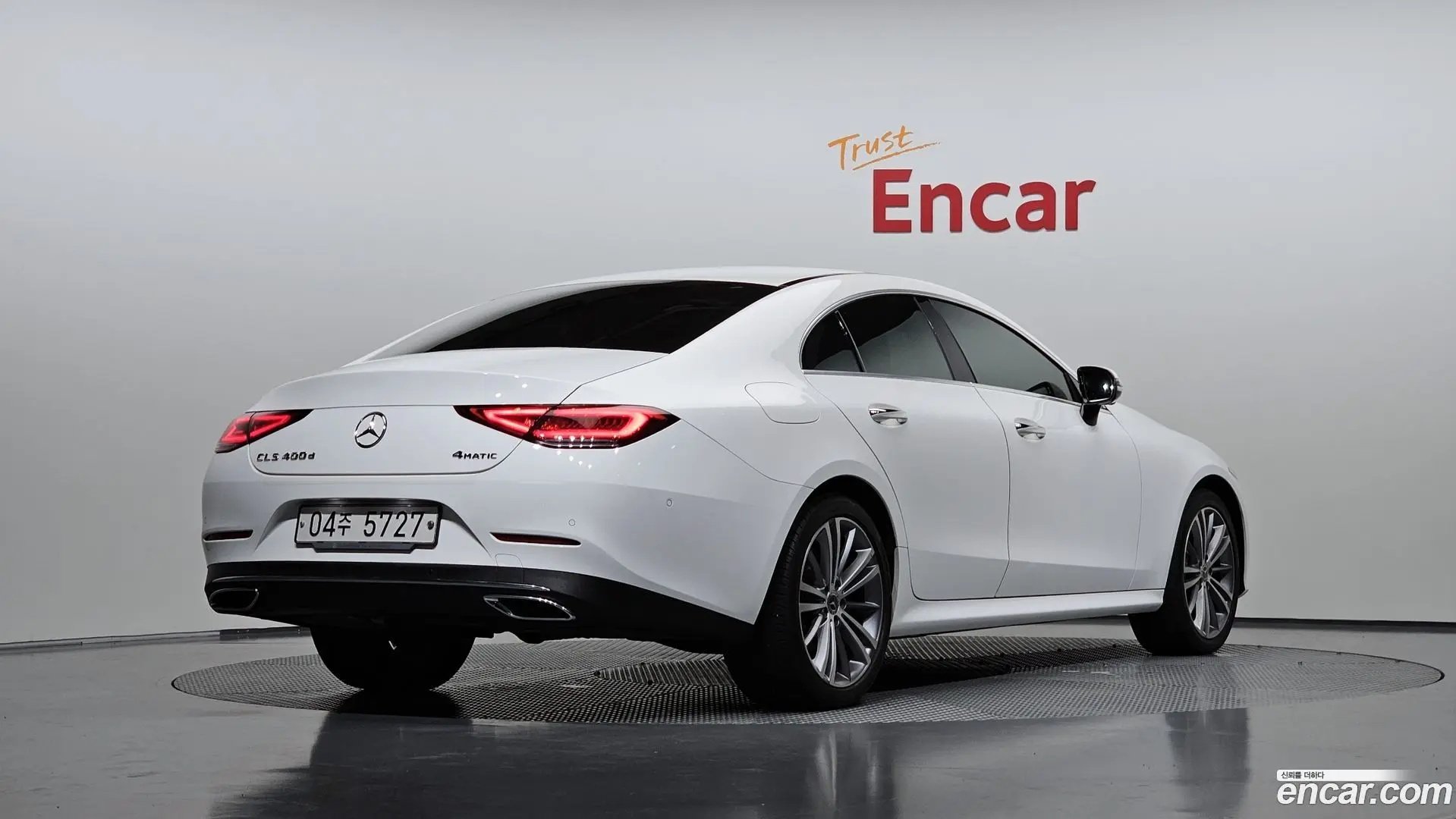 Main__Slider__Photo:CLS-Class Mercedes-Benz 2019.1-1