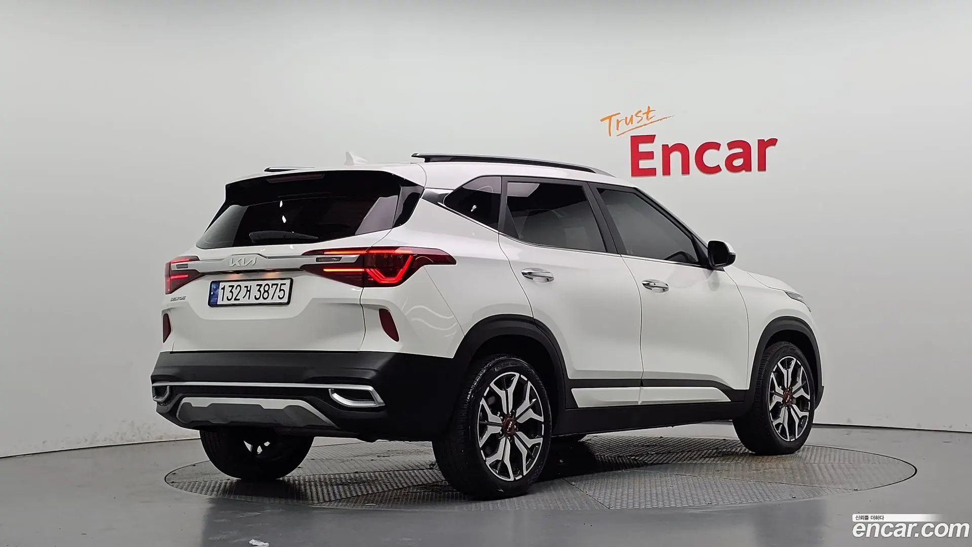 Main__Slider__Photo:Seltos Kia 2022.1-1