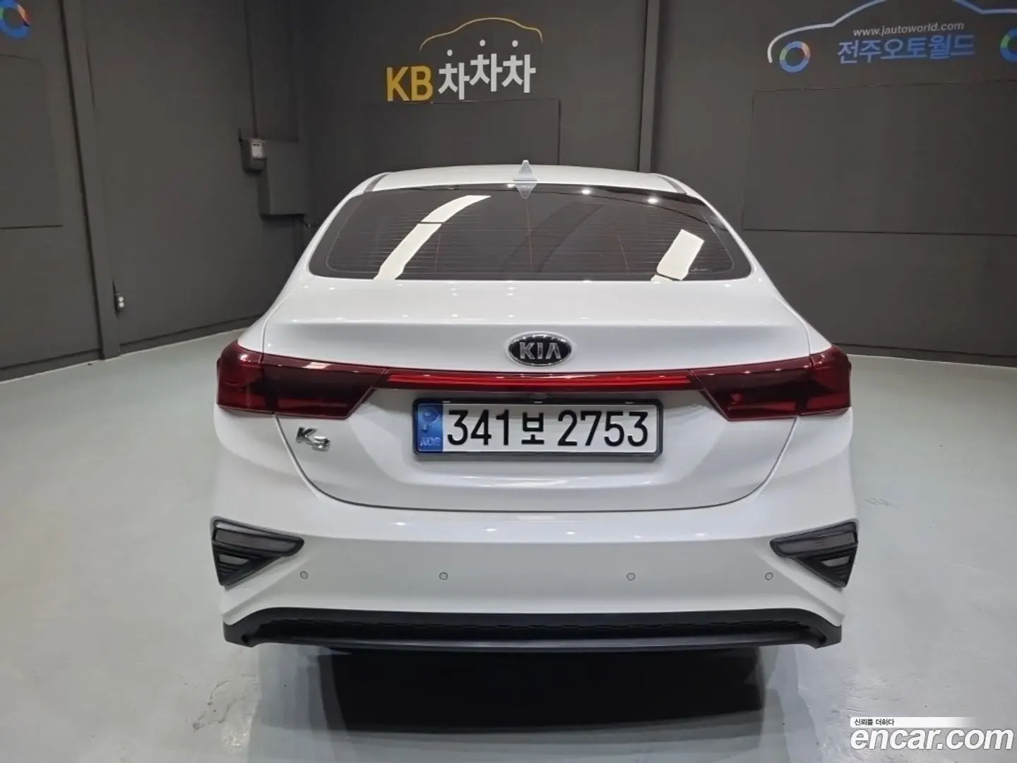 Main__Slider__Photo:K3 Kia 2020.2-1