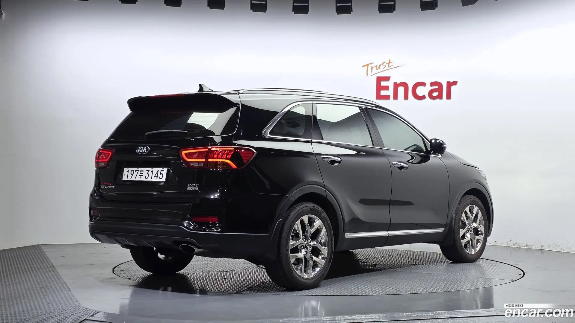 Main__Slider__Photo:Sorento Kia 2019.3-1