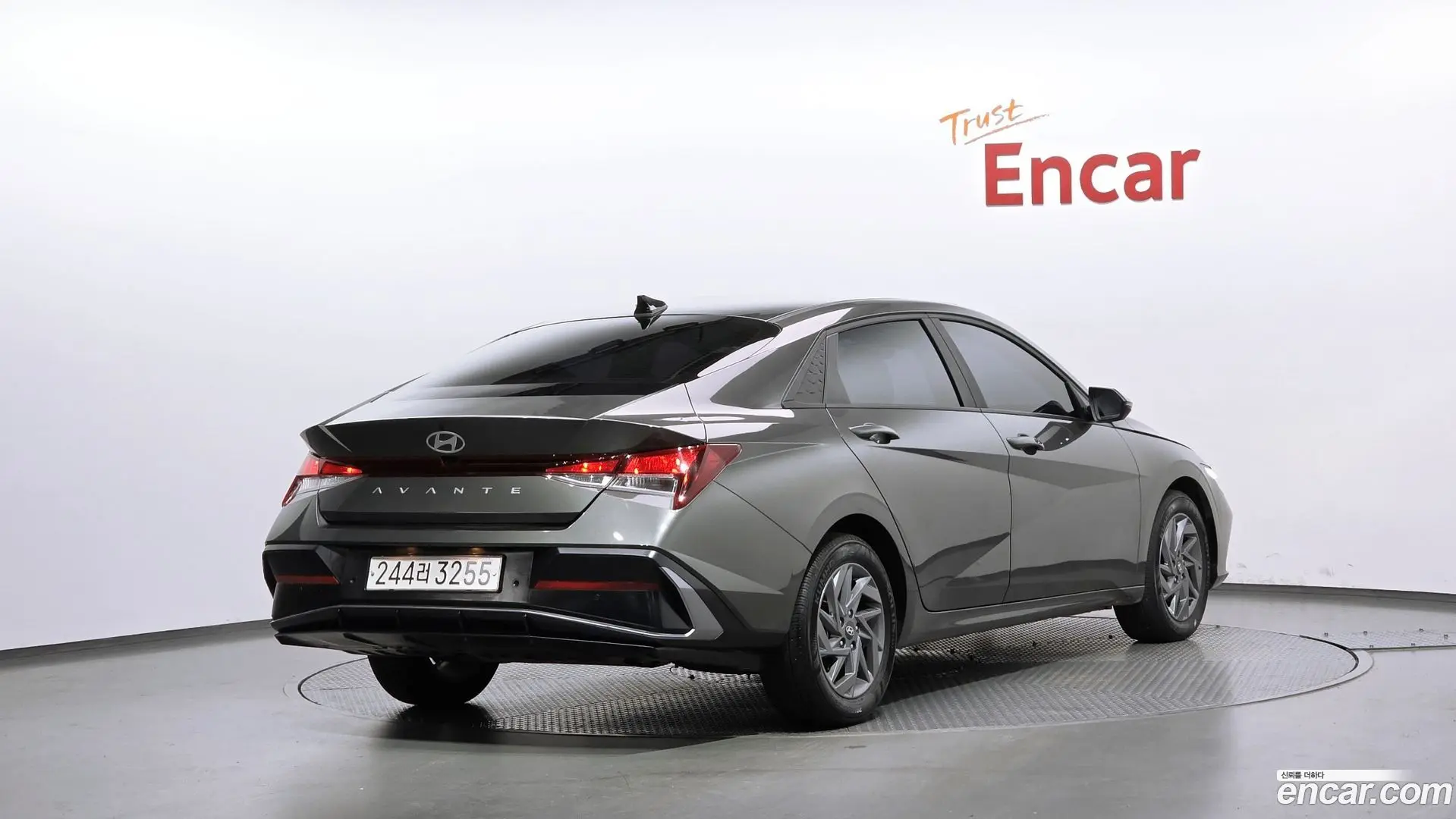 Main__Slider__Photo:AVANTE Hyundai 2023.8-1