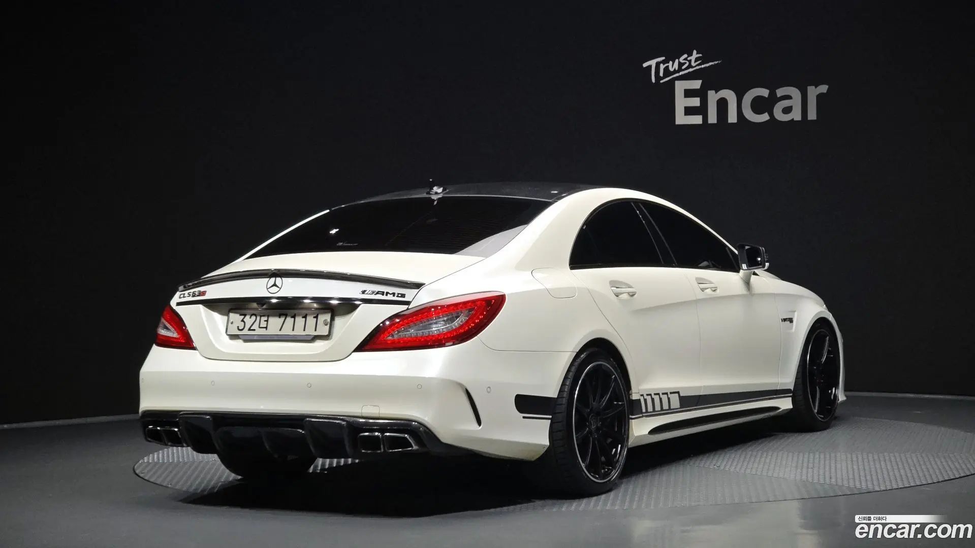 Main__Slider__Photo:CLS-Class Mercedes-Benz 2015.4-1