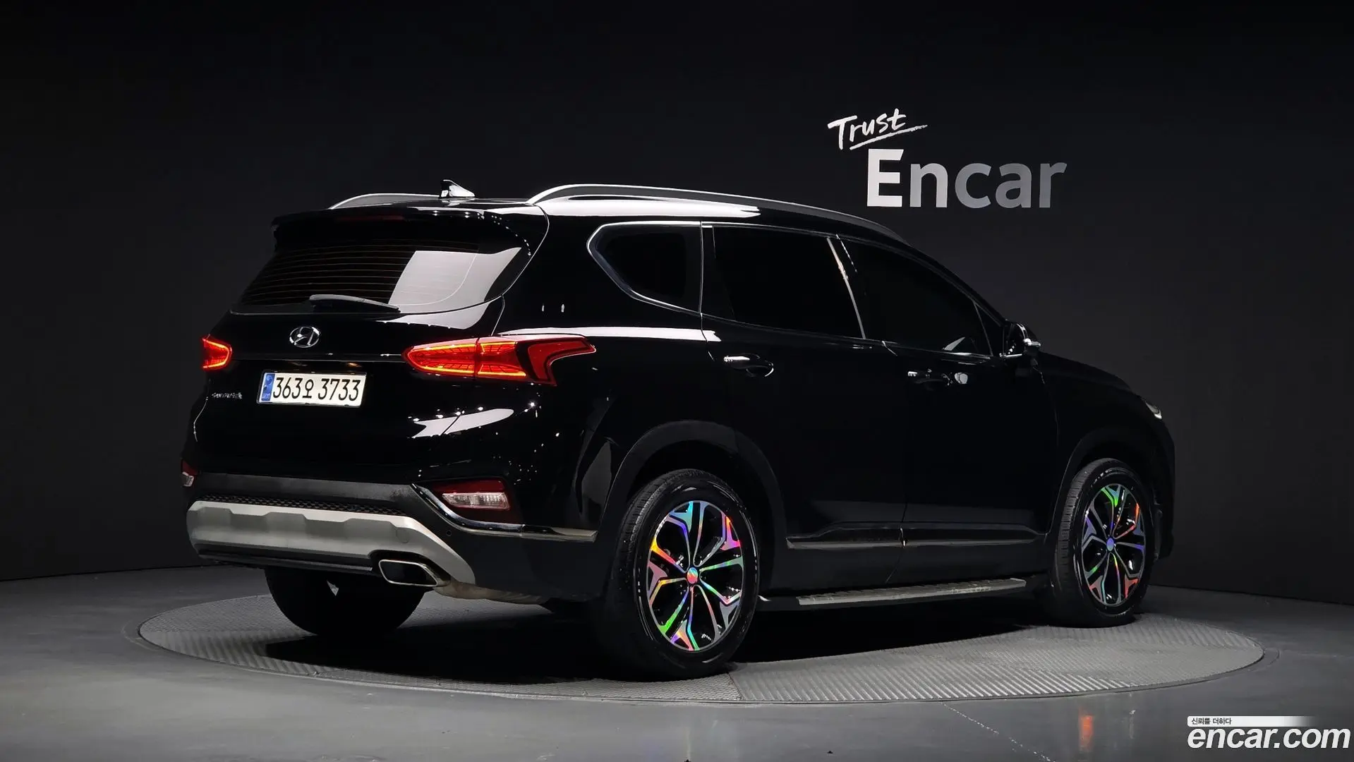 Main__Slider__Photo:Santafe Hyundai 2019.9-1