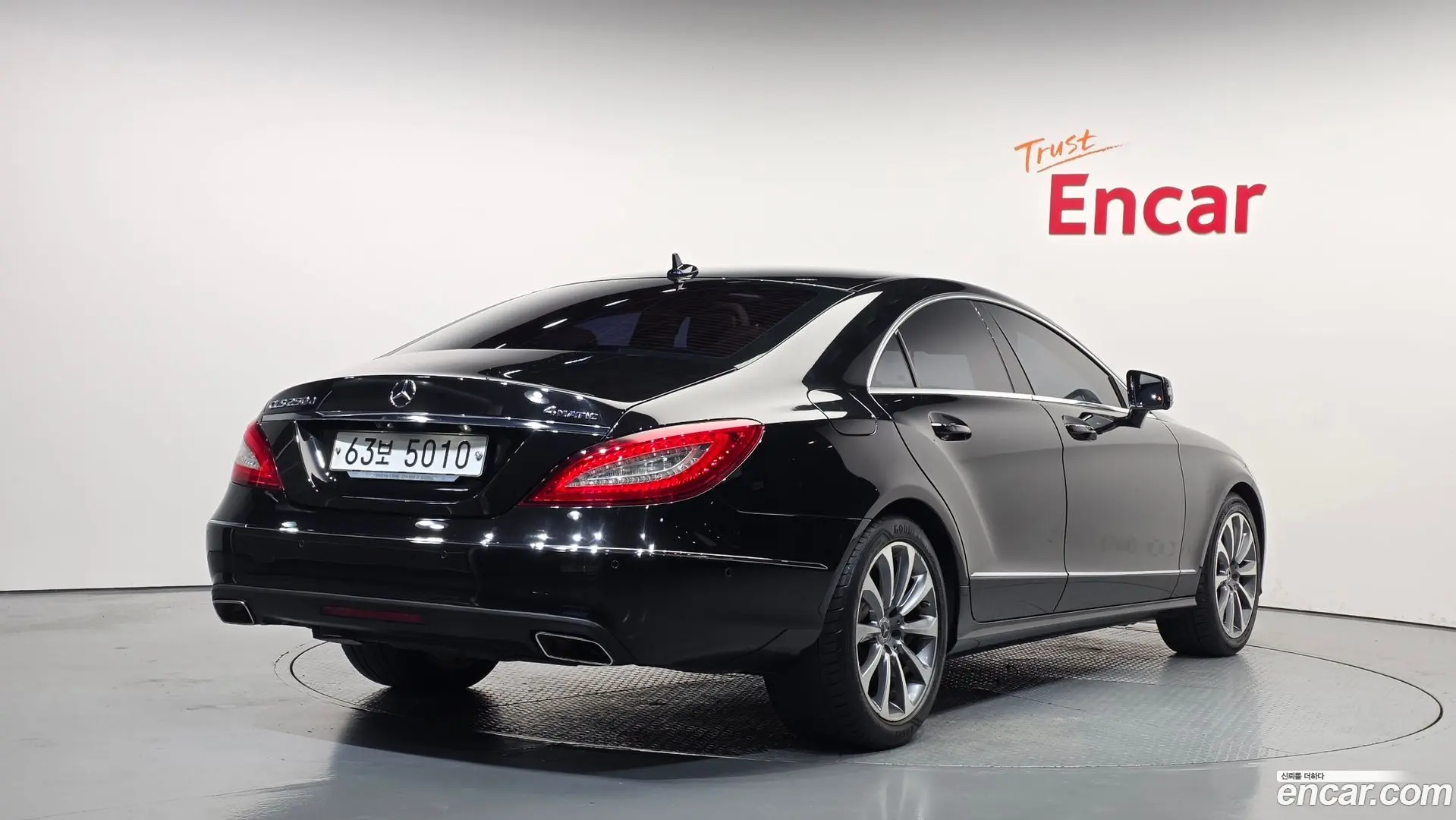 Main__Slider__Photo:CLS-Class Mercedes-Benz 2017.2-1