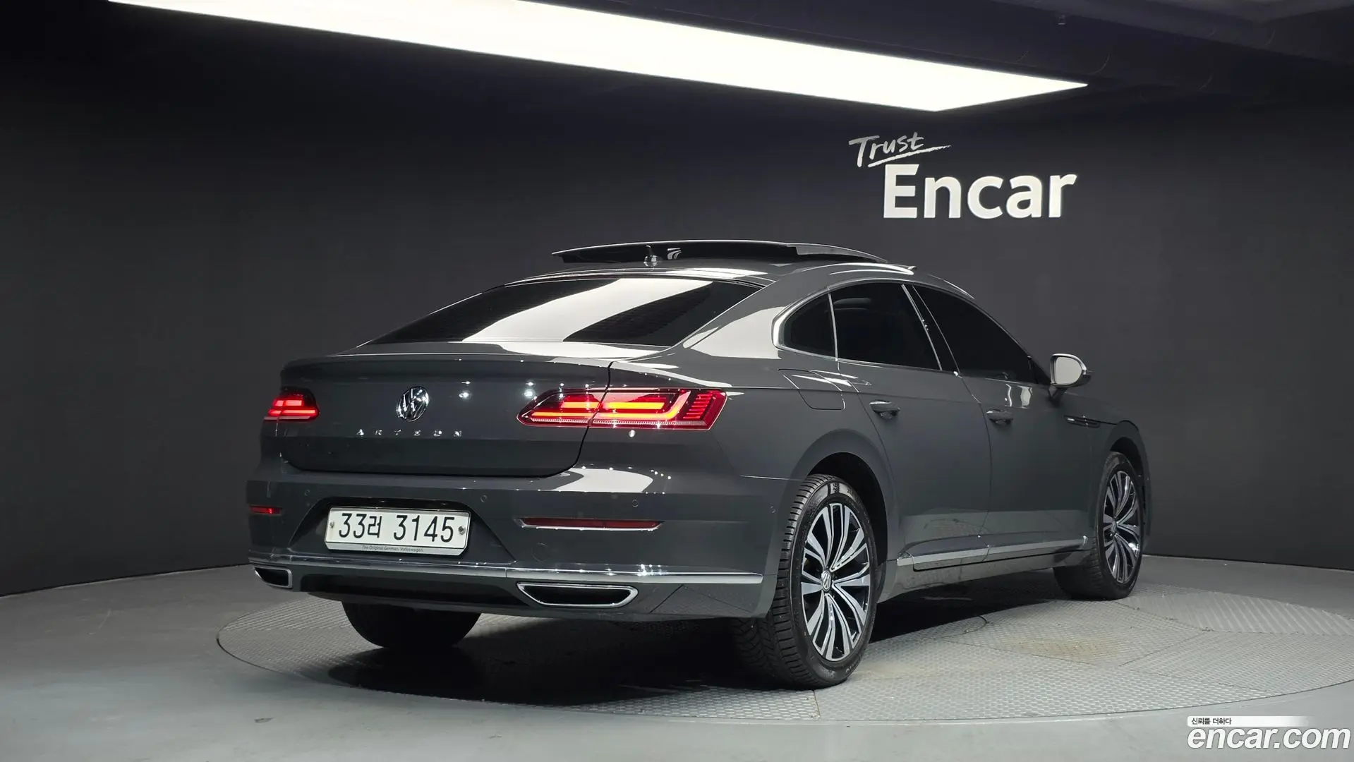 Main__Slider__Photo:Arteon Volkswagen 2019.7-1