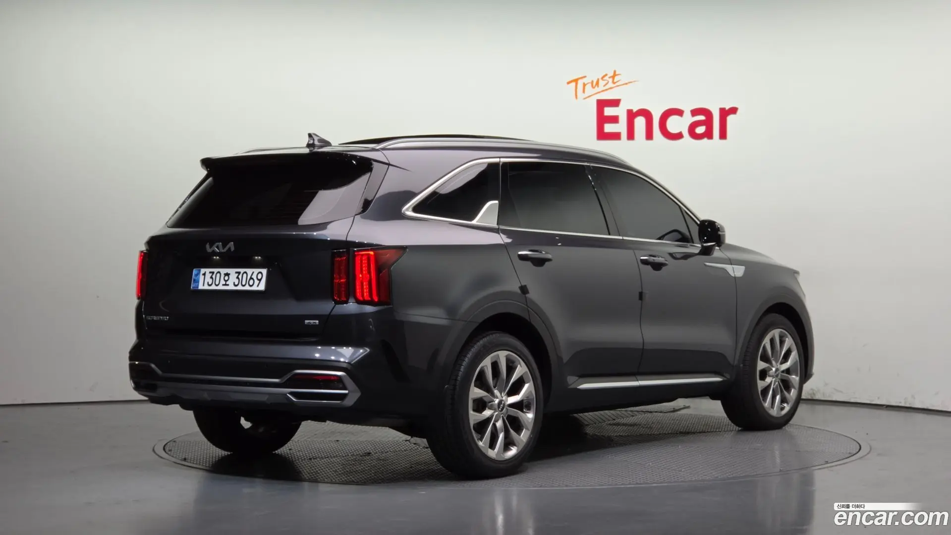Main__Slider__Photo:Sorento Kia 2023.5-1