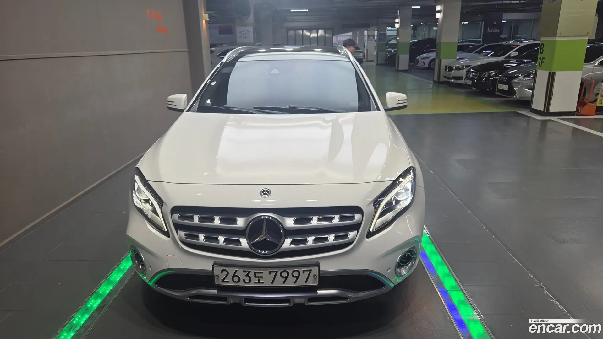 Main__Slider__Photo:GLA-Class Mercedes-Benz 2019.6-1