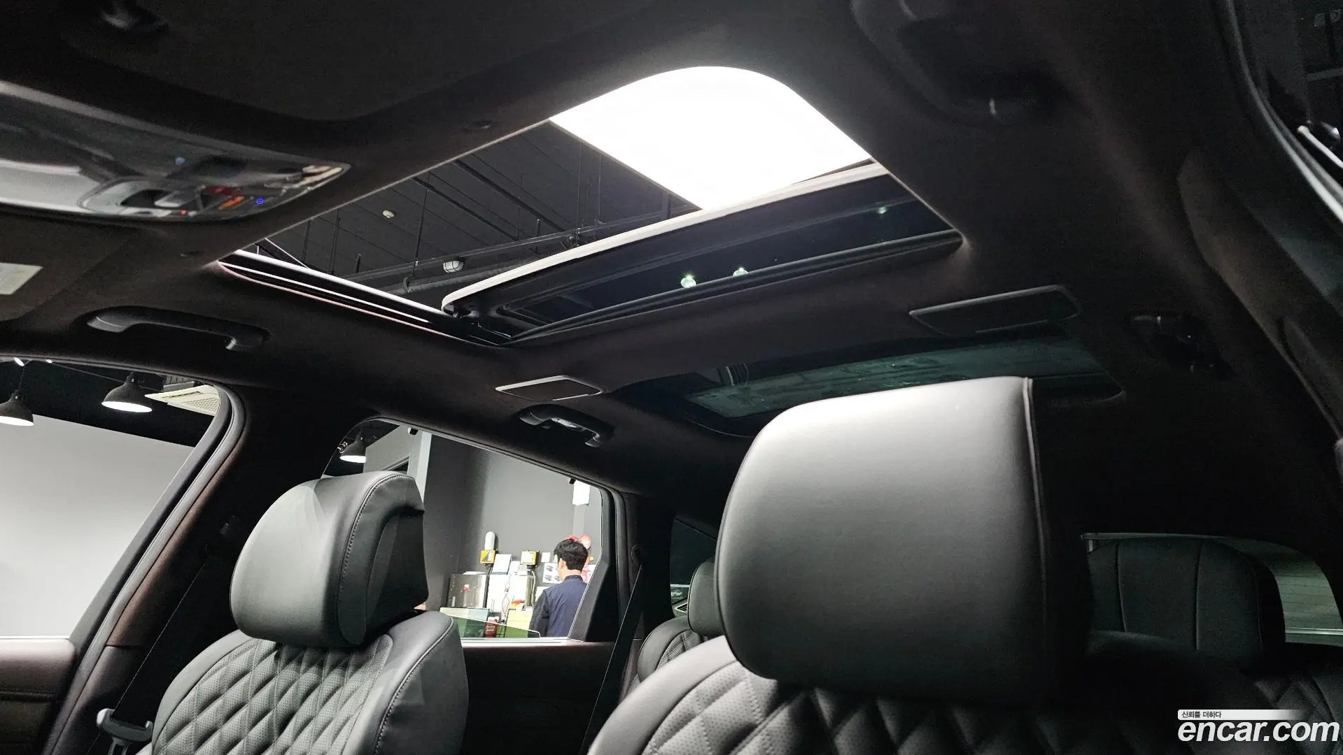 Main__Slider__Photo:GV80 Genesis 2022.10-1