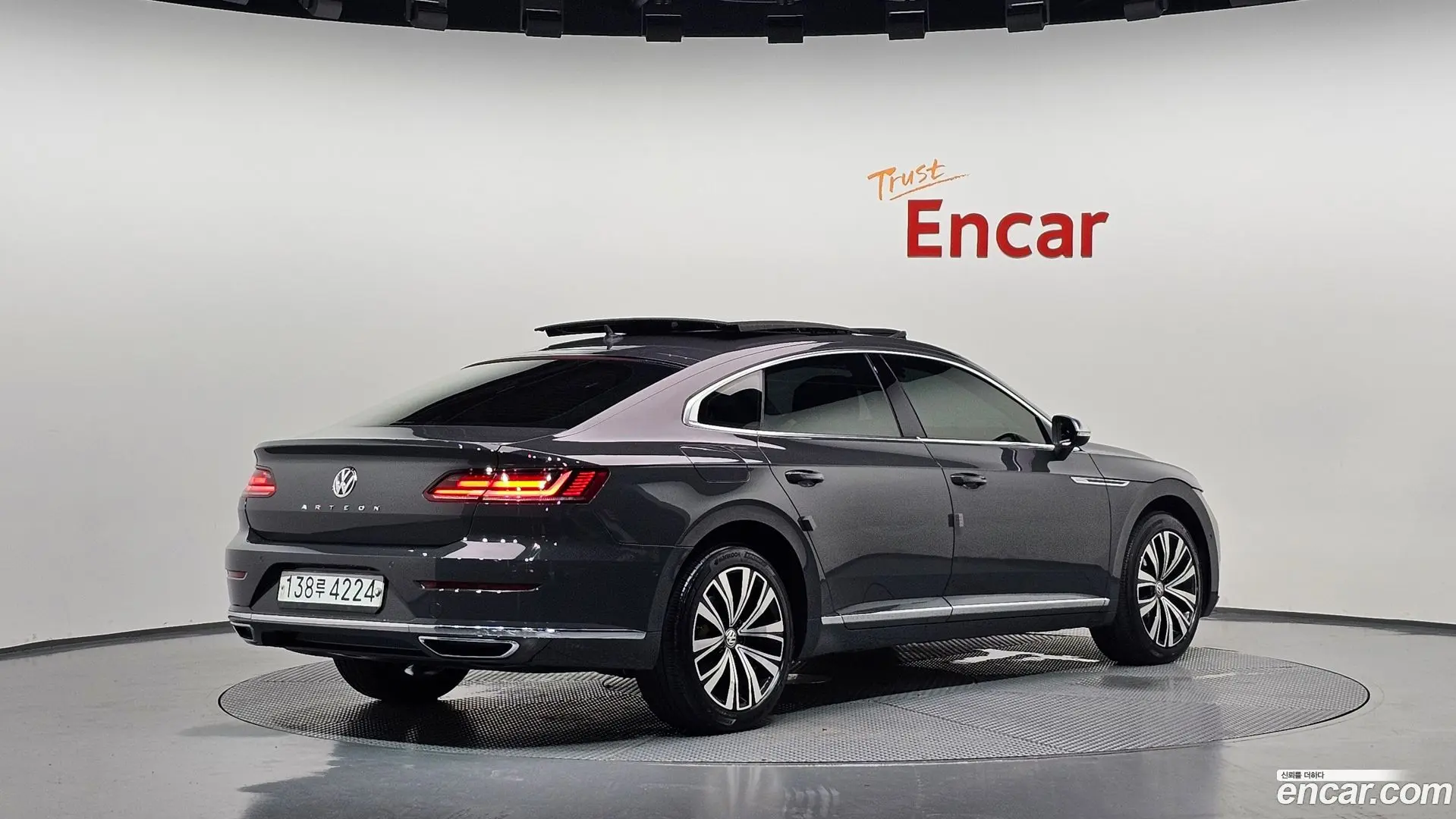 Main__Slider__Photo:Arteon Volkswagen 2019.11-1