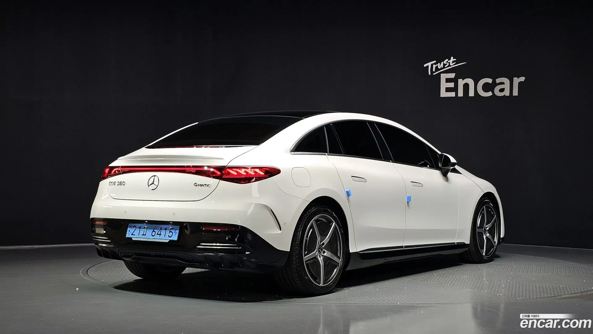 Main__Slider__Photo:EQE Mercedes-Benz 2023.11-1