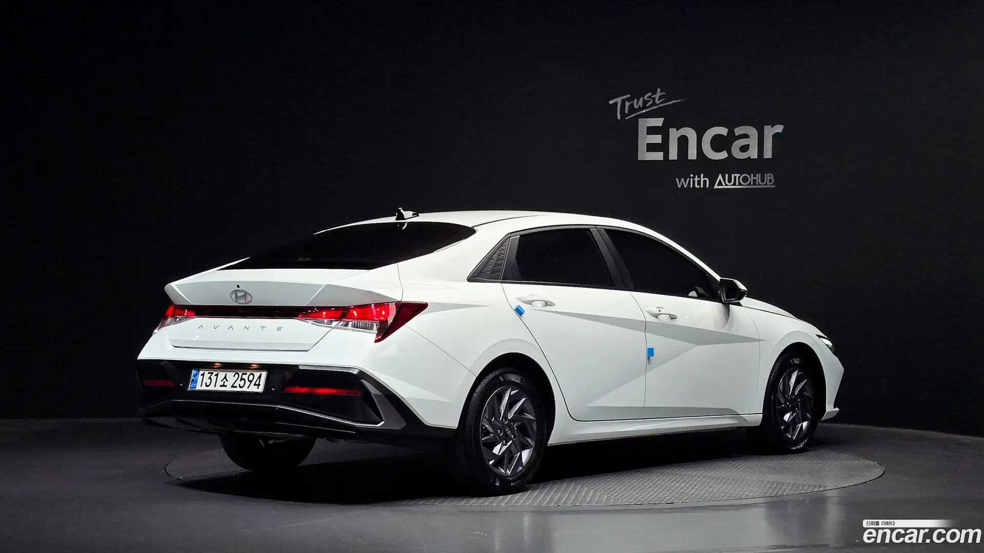 Main__Slider__Photo:AVANTE Hyundai 2023.9-1