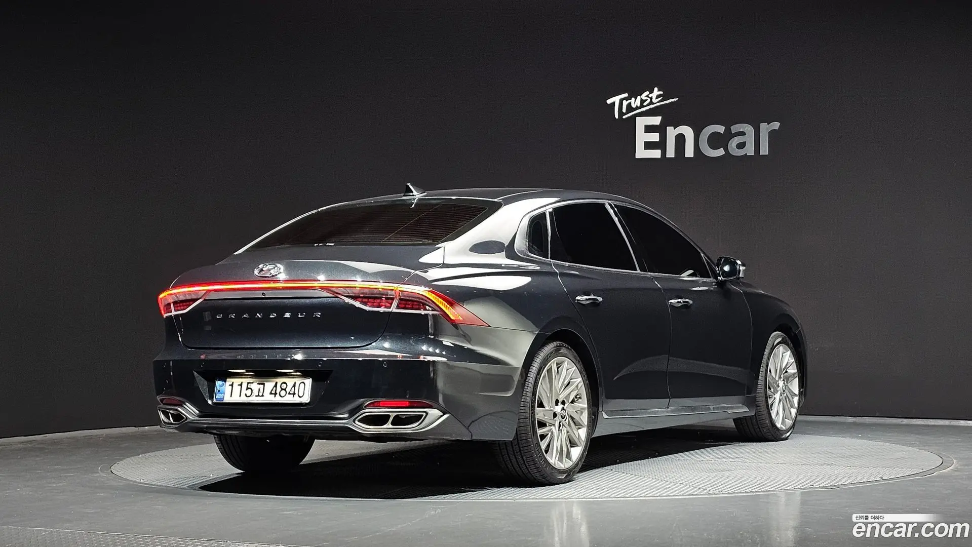 Main__Slider__Photo:Grandeur Hyundai 2021.0-1