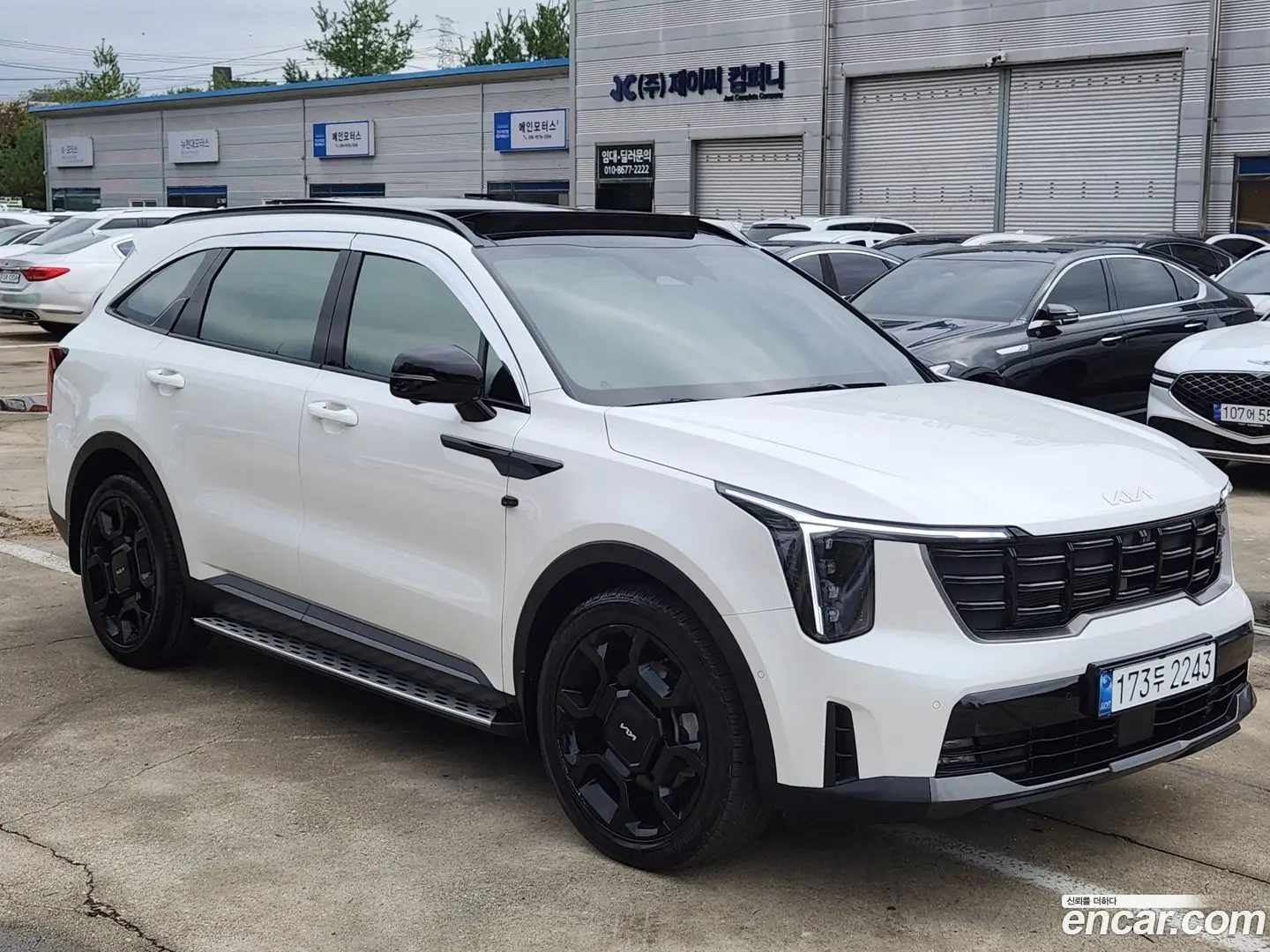 Main__Slider__Photo:Sorento Kia 2025.3-1