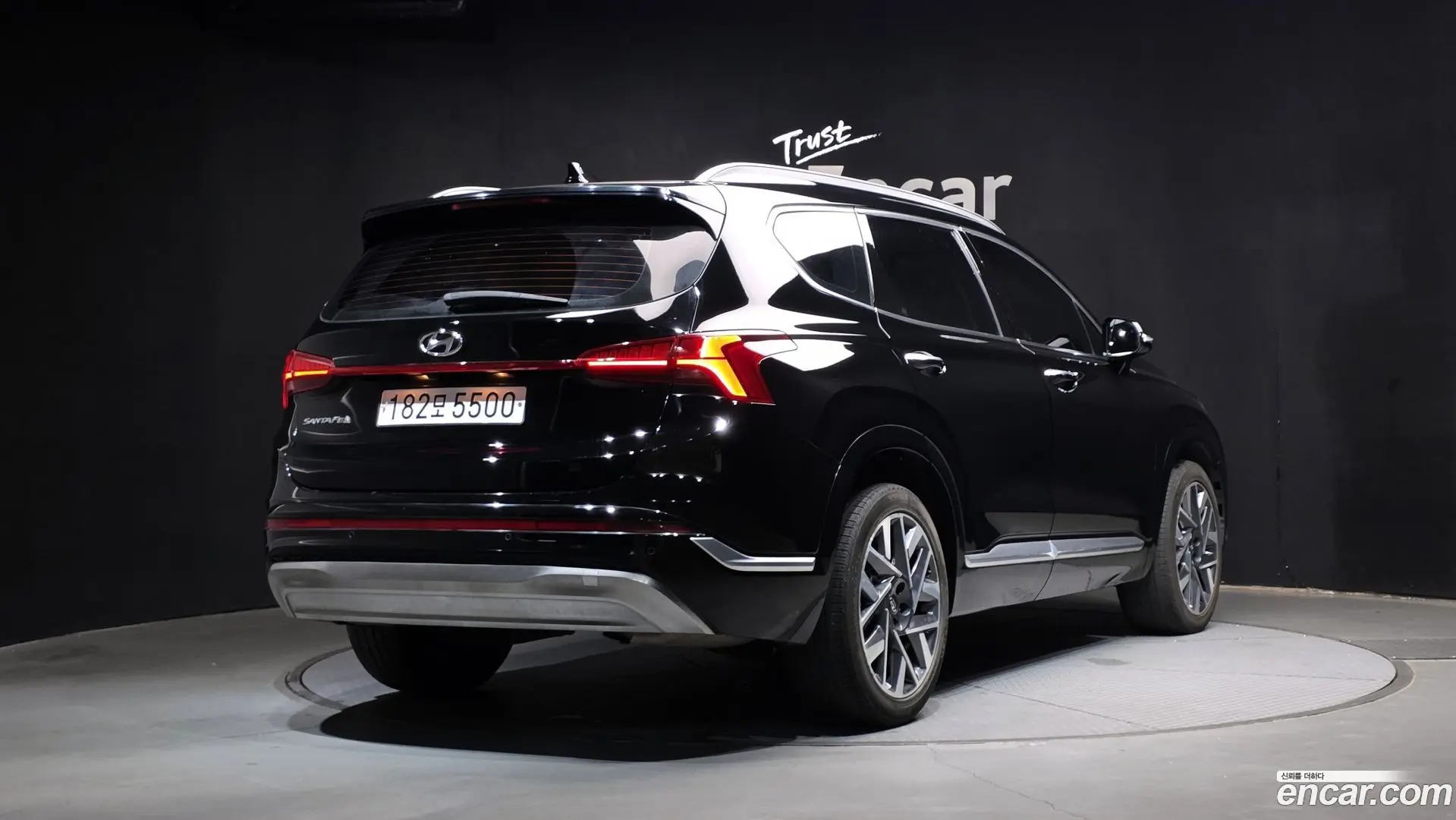 Main__Slider__Photo:Santafe Hyundai 2021.9-1