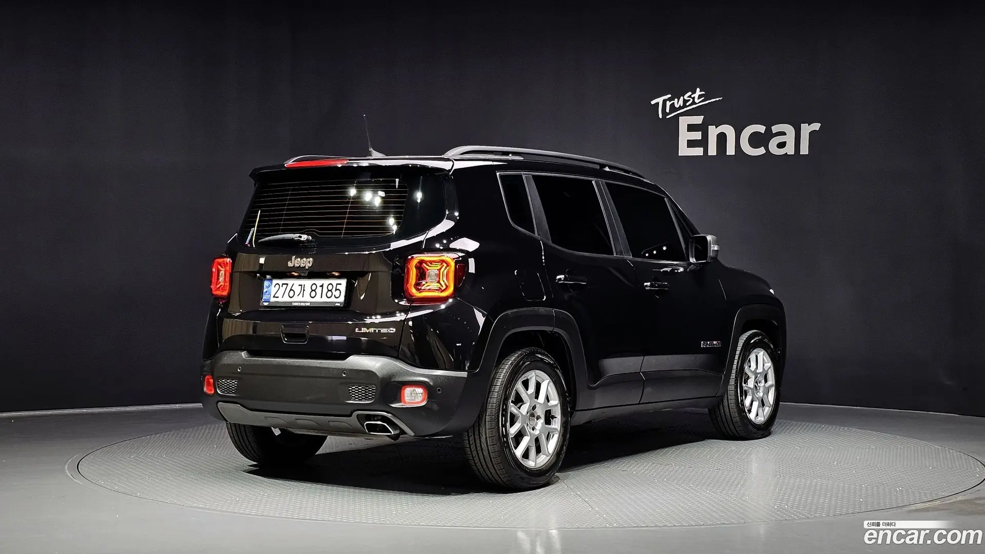 Main__Slider__Photo:Renegade Jeep 2021.11-1
