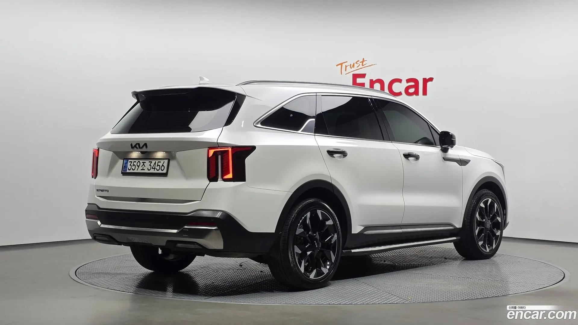 Main__Slider__Photo:Sorento Kia 2023.9-1