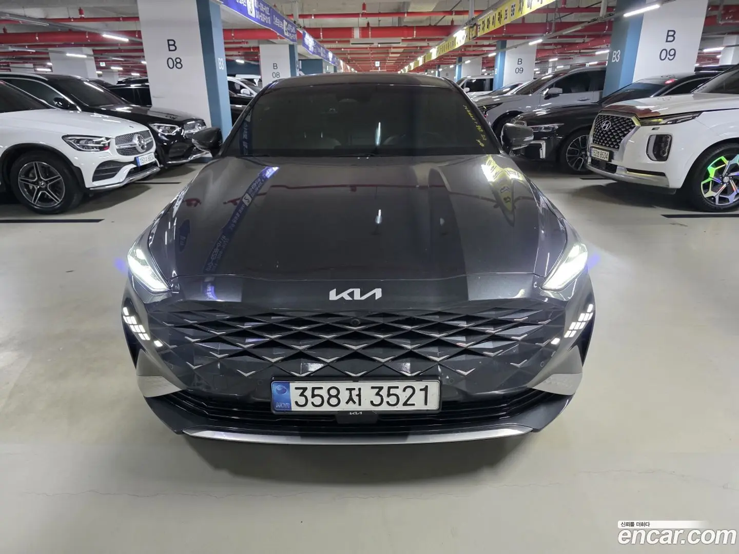 Main__Slider__Photo:K8 Kia 2022.10-1