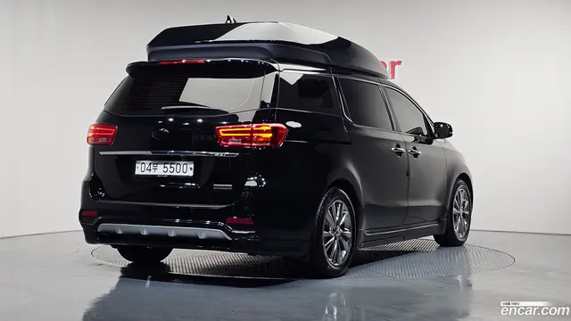 Main__Slider__Photo:Canival Kia 2019.4-1