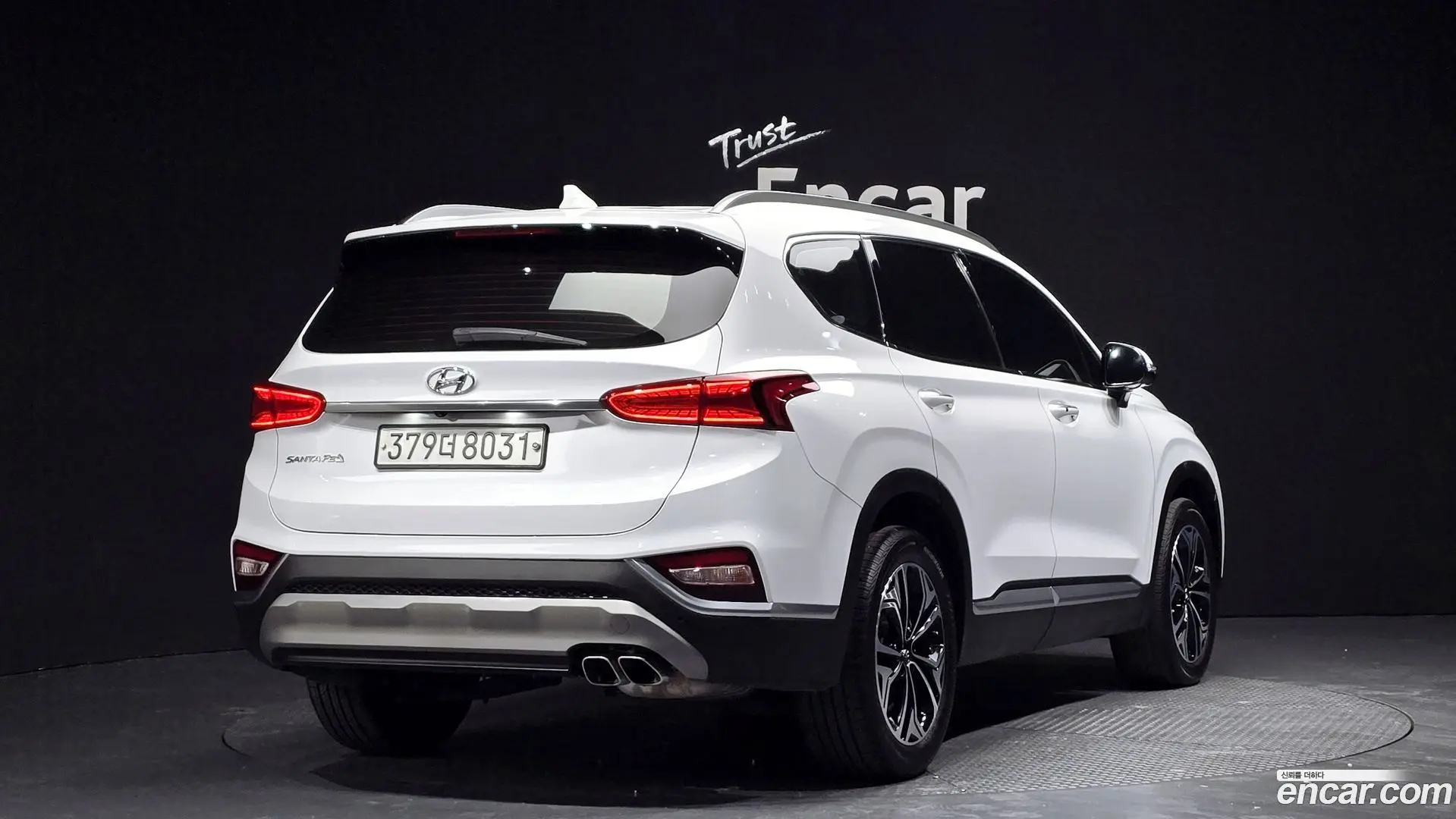 Main__Slider__Photo:Santafe Hyundai 2019.8-1