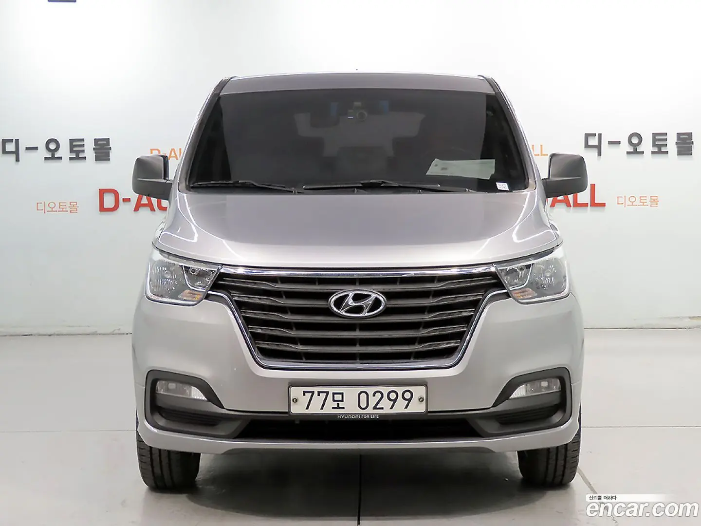 Main__Slider__Photo:Starex Hyundai 2018.1-1