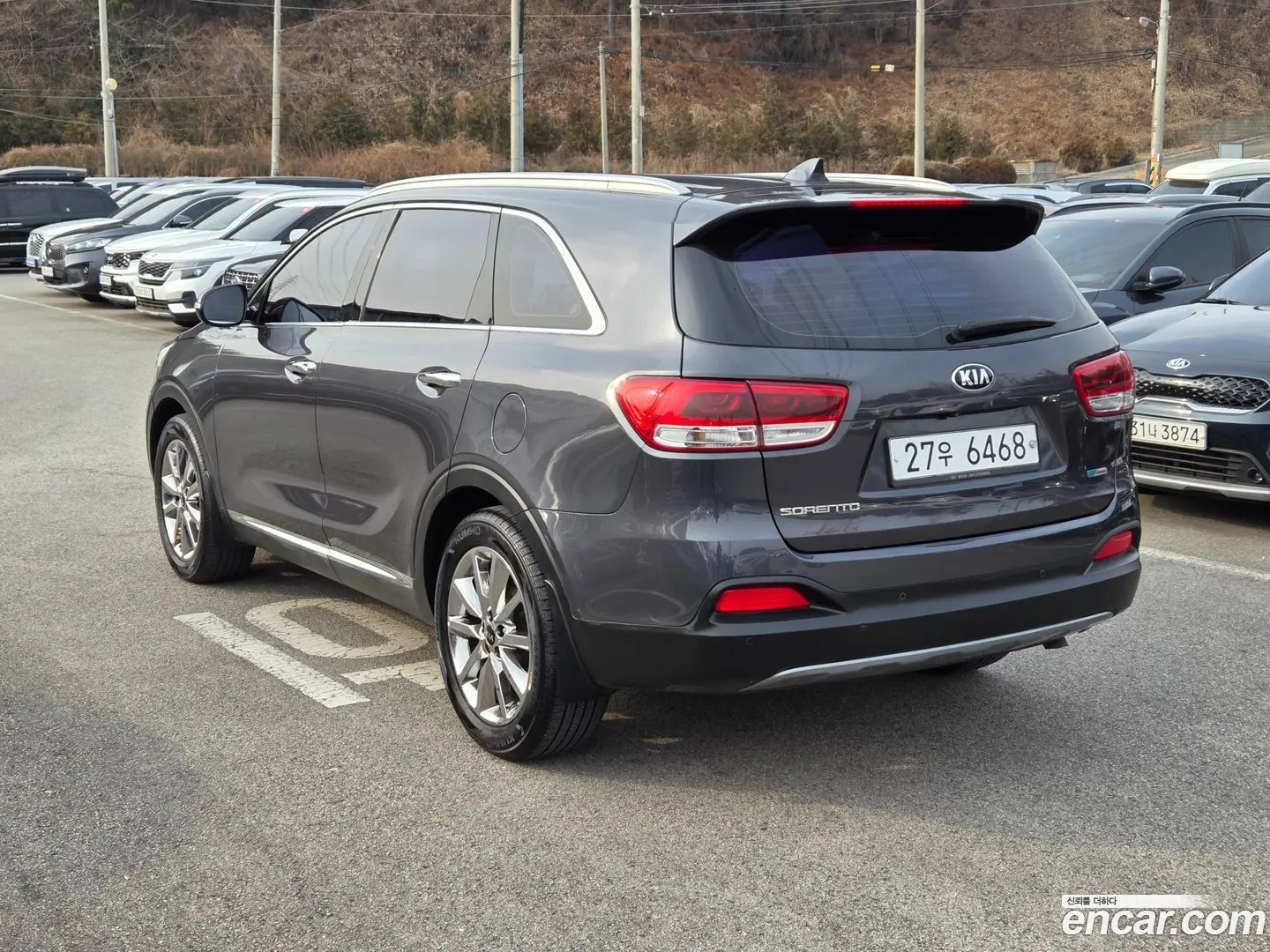 Main__Slider__Photo:Sorento Kia 2015.3-1