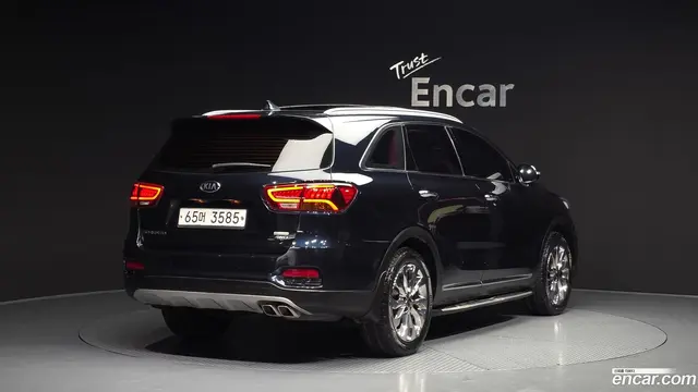Main__Slider__Photo:Sorento Kia 2018.0-1