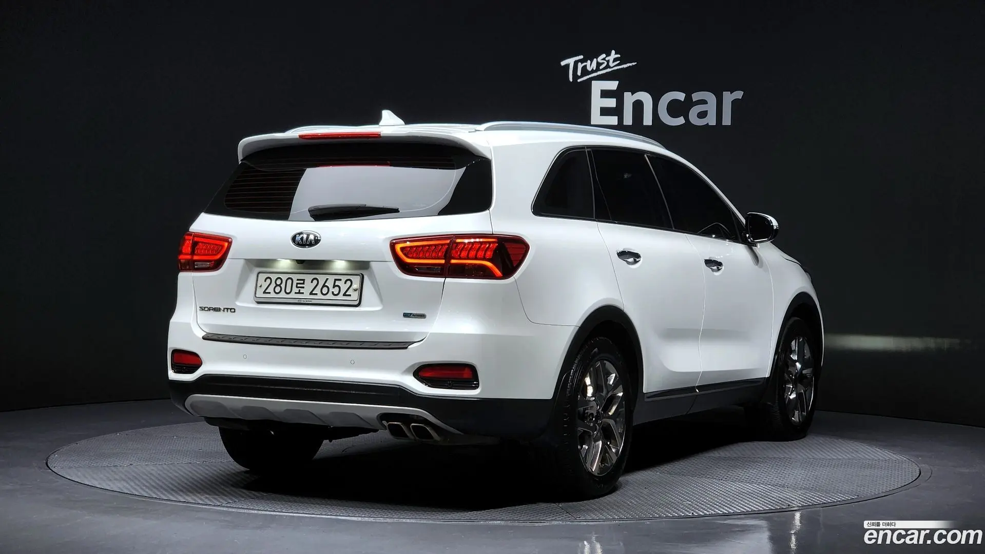 Main__Slider__Photo:Sorento Kia 2019.8-1