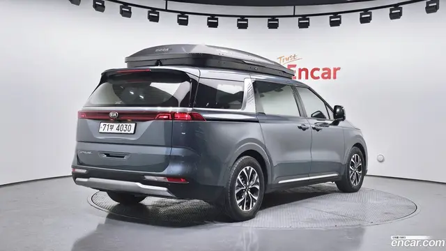 Main__Slider__Photo:Canival Kia 2020.9-1