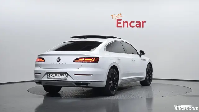 Main__Slider__Photo:Arteon Volkswagen 2019.11-1