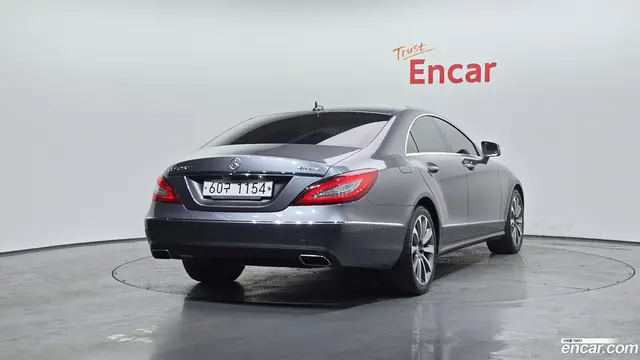 Main__Slider__Photo:CLS-Class Mercedes-Benz 2015.11-1