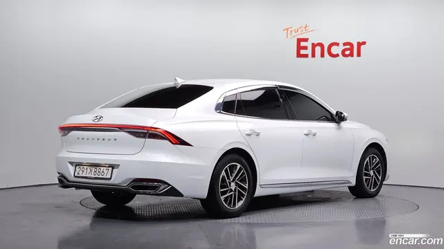 Main__Slider__Photo:Grandeur Hyundai 2021.2-1