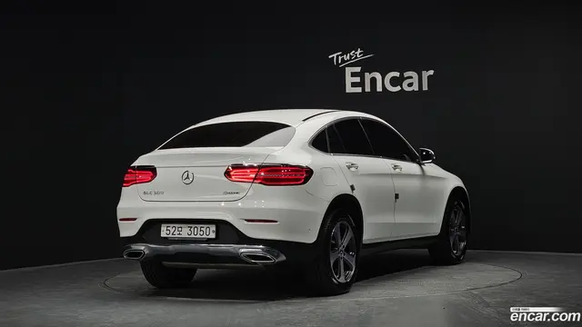 Main__Slider__Photo:GLC-Class Mercedes-Benz 2019.7-1