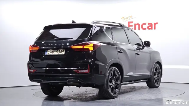 Main__Slider__Photo:Rexton KG Mobility 2021.0-1