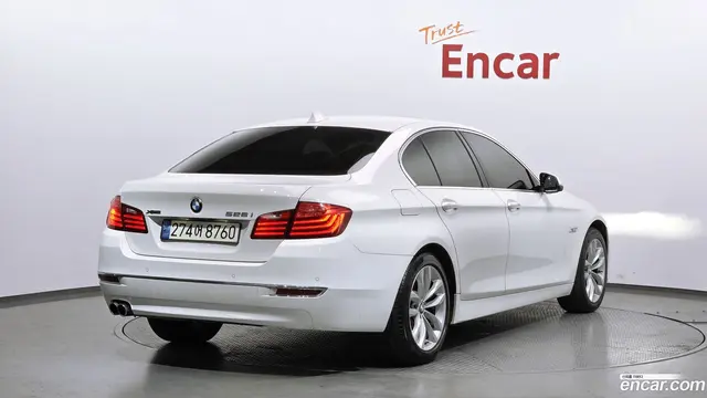 Main__Slider__Photo:5-Series BMW 2016.1-1