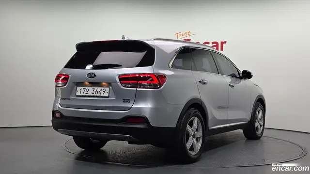 Main__Slider__Photo:Sorento Kia 2014.8-1