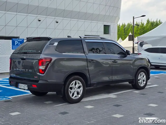 Main__Slider__Photo:Rexton KG Mobility 2023.1-1