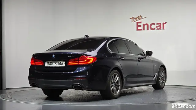 Main__Slider__Photo:5-Series BMW 2018.3-1
