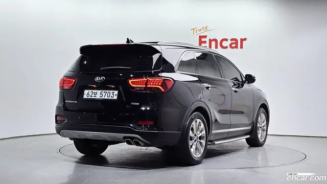 Main__Slider__Photo:Sorento Kia 2018.2-1