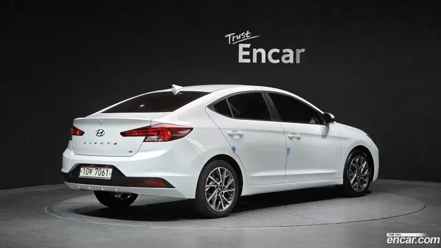 Main__Slider__Photo:AVANTE Hyundai 2019.7-1