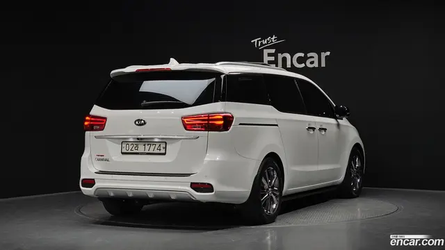 Main__Slider__Photo:Canival Kia 2018.10-1